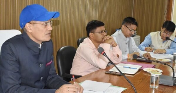 कृषि एवं कृषक कल्याण सचिव ने की विभागीय कार्यों की समीक्षा, दिए आवश्यक निर्देश