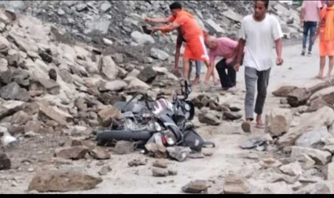 बदरीनाथ हाइवे पर बाइक दुर्घटनाग्रस्त, अलकनंदा नदी में बहे दो युवक, खोजबीन जारी