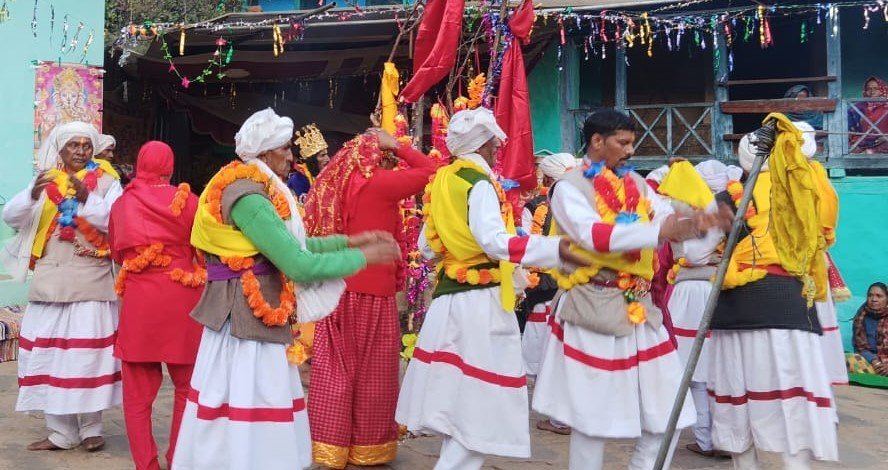 गांवों में पांडव नृत्य में बढ़ने लगी रौनक, गांवों में पहुंच रहे हैं प्रवासी