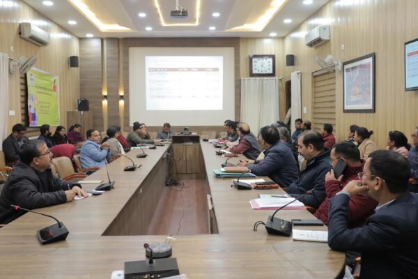 डीएम सविन बंसल के अध्यक्षता में सुशासन सप्ताह के तहत “प्रशासन गांव की ओर” पर एक दिवसीय कार्यशाला आयोजित