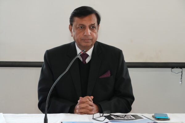 नगर निकाय चुनाव को लेकर सामान्य प्रेक्षकों की बैठक आयोजित