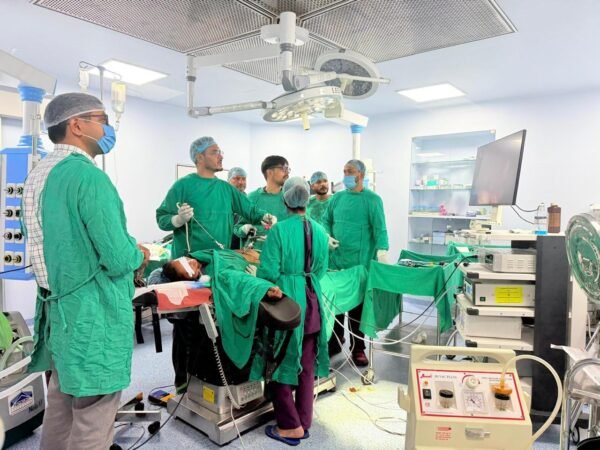 जिला चिकित्सालय चमोली में लेप्रोस्कोपिक विधि से सफल ऑपरेशन, महिला को मिला नया जीवन