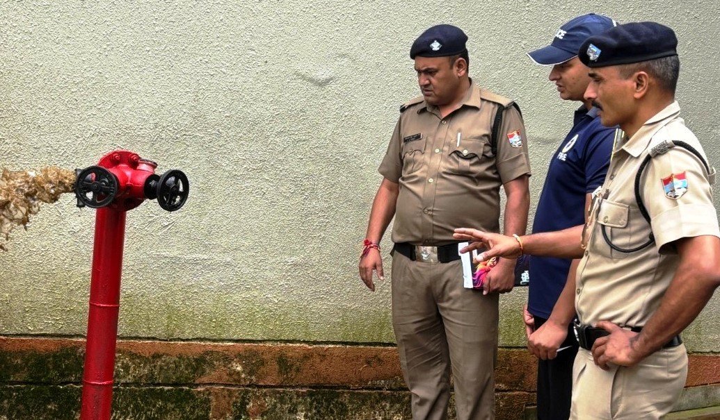 विधानसभा फायर रिस्क का किया निरीक्षण