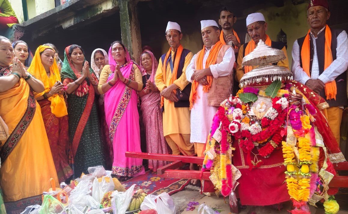 नंदा लोकजात यात्रा में उमड़ रहा आस्था का सैलाब