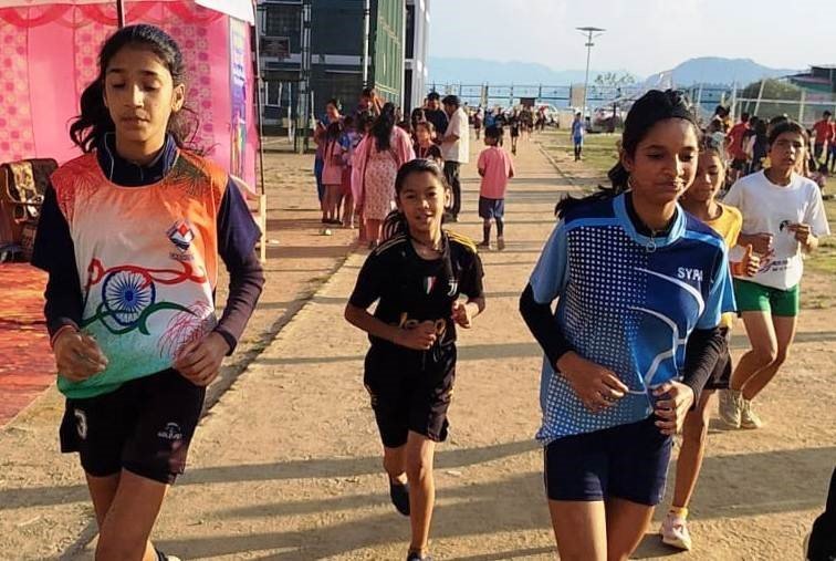 खेल प्रतियोगिता में बच्चों ने किया हुनर का प्रदर्शन