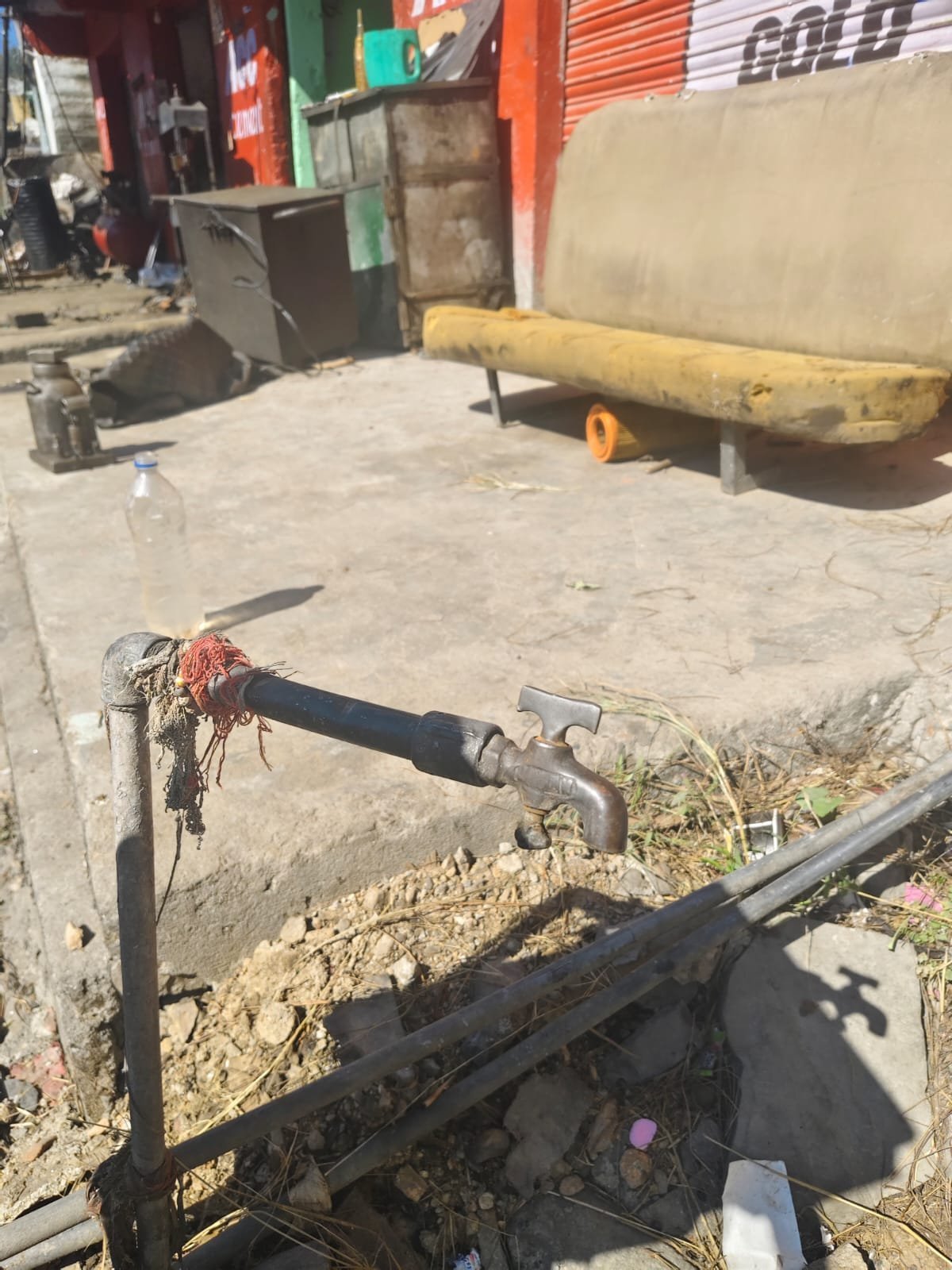 पेयजल कल्लत से जूझ रहा है मेहलचौरी