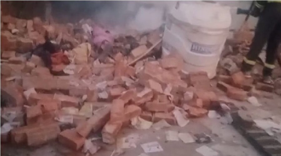 घर में भीषण विस्फोट, 12 से अधिक घायल, आतिशबाजी के अवैध कारोबार पर सवाल