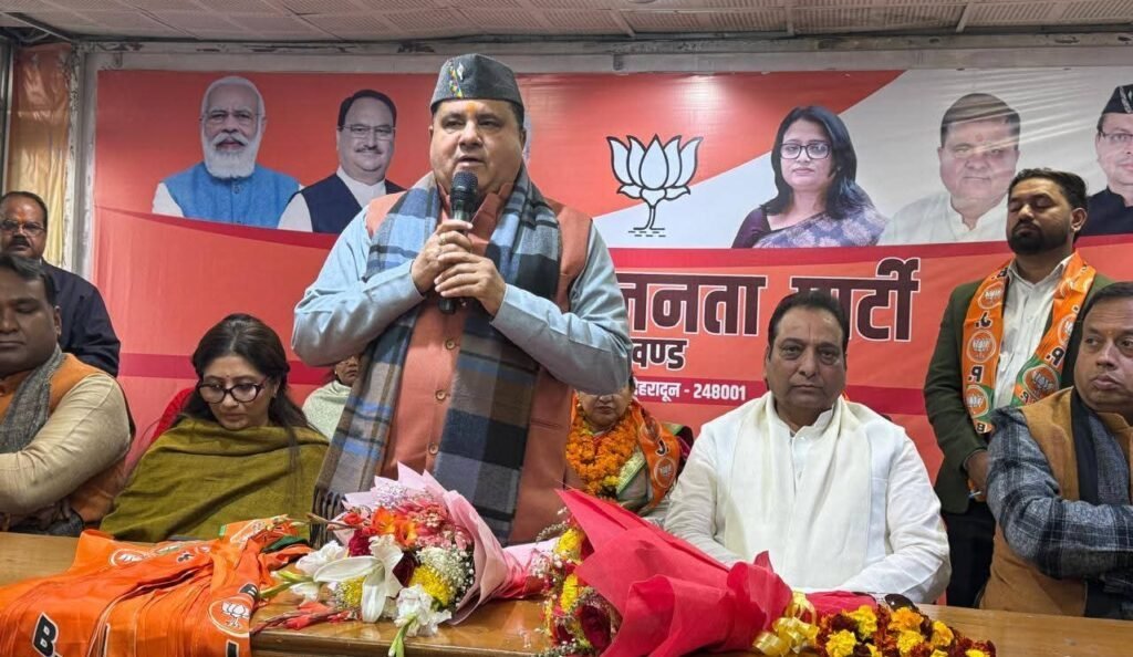 कांग्रेस छोड़ भारी संख्या में लोगों ने ज्वाइन की भाजपा; पहले कोटद्वार और अब देहरादून, हरिद्वार, रुड़की में बड़े पैमाने पर कांग्रेस छोड़ भाजपा में आए कार्यकर्ता