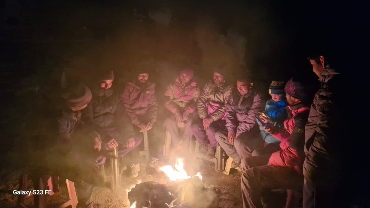 औली की उपेक्षा के खिलाफ चेयर लिफ्ट स्टेशन पर क्रमिक अनशन शुरू