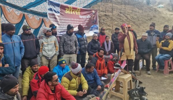 आंदोलनकारियों ने की ‘औली डेवलपमेंट अथॉरिटी’ के गठन की मांग