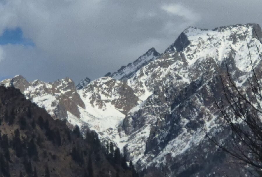 माणा ग्लेशियर हादसे से सबक : हाई अलर्ट पर ज्योतिर्मठ प्रशासन