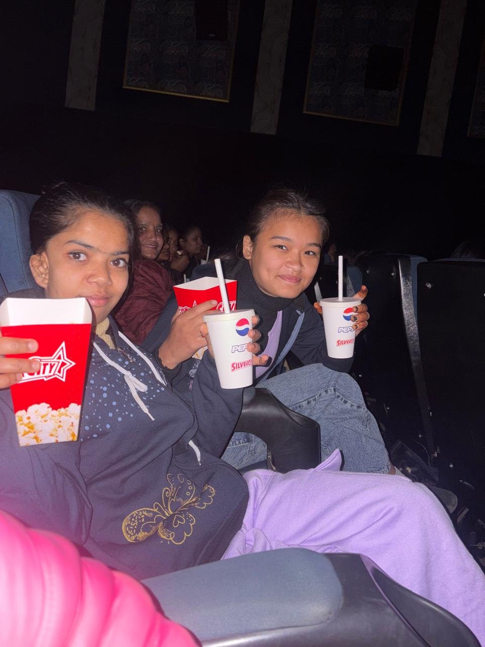 संवेदना से सशक्तिकरण की ओर : डीएम सविन बंसल की पहल, संरक्षण गृह की संवासिनियों व बालिकाओं की विशेष एक्सपोजर विजिट