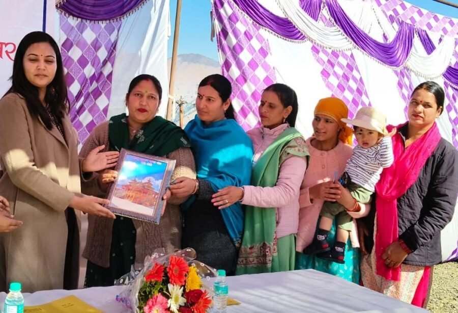 सुदूर अंचलों में सुशासन की दस्तक, जन जन के द्वार पहुंच रही सरकार, डागुरा न्याय पंचायत के गांव माख्टी में बहुउद्देशीय शिविर, ग्रामीणों को मिली राहत