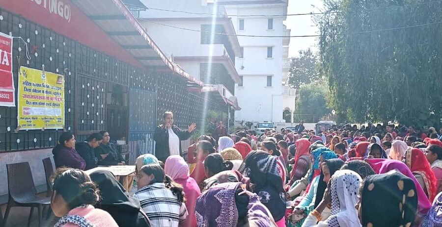 आश्रय गृह सरफिना ट्रस्ट में महिलाओं और बच्चों के अधिकारों पर आयोजित हुआ जागरूकता शिविर