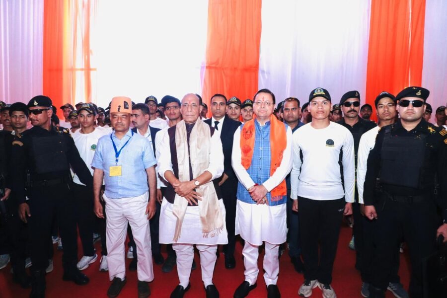 चयनित अग्निवीरो से मिले रक्षामंत्री राजनाथ सिंह, कहा – भारतीय सेना में आपका स्वागत है