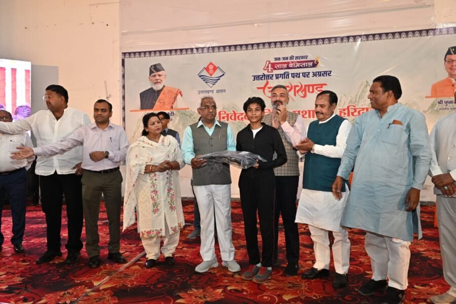 सीएम धामी के कुशल नेतृत्व में अंतिम छोर पर निवासरत व्यक्ति तक पहुंच रहा है योजनाओं का लाभ – मदन कौशिक