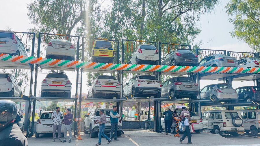 परेडग्राउंड आटोमेटेड पार्किंग जनमानस को विधिवत् समर्पित; मुख्यमंत्री धामी ने किया लोकार्पण