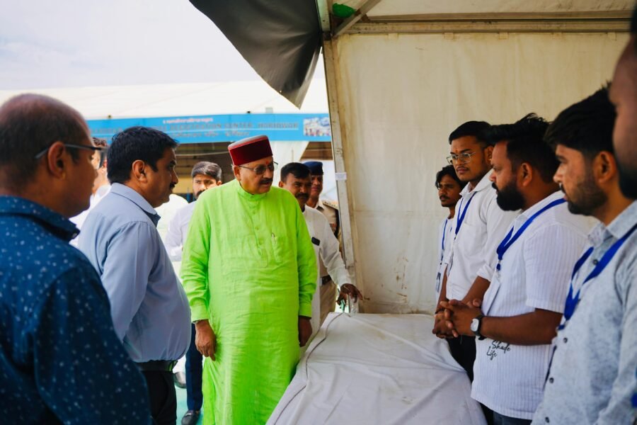 चारधाम यात्रा पर आ रहे तीर्थयात्रियों के लिए सभी व्यवस्थाएं की जाए चाक चौबंद – सतपाल महाराज