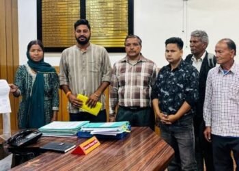 सैकोट में टूटी नहर से खेती पर संकट, ग्रामीणों ने लगाई गुहार