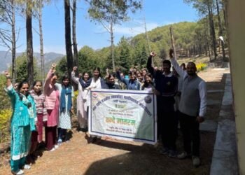 “वंदे मातरम” के 150 वर्ष पूर्ण, भक्त दर्शन राजकीय स्नातकोत्तर महाविद्यालय में निकाली गई प्रभात फेरी