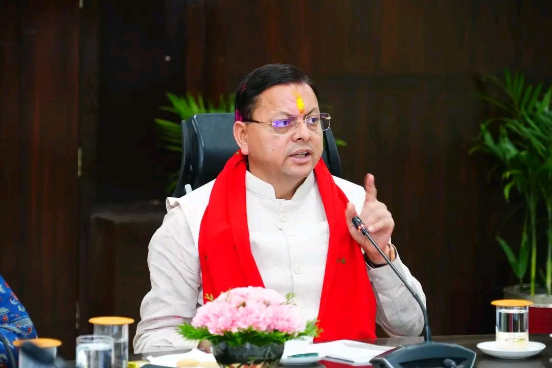 बिना तैयारी बैठक में पहुंचे अधिकारी, CM धामी ने दी चेतावनी