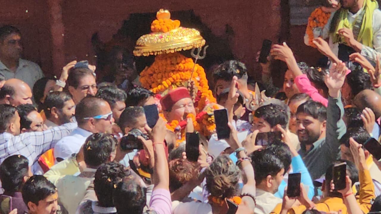 मध्य हिमालय के लिए रवाना हुई भगवान रुद्रनाथ की देव डोली, 18 मई को खुलेंगे कपाट चतुर्थ केदार रुद्रनाथ मंदिर के कपाट