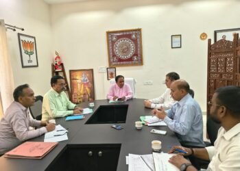 श्रीनगर में अंडरग्राउंड होगी सभी विद्युत लाइनें – डाॅ. धन सिंह रावत