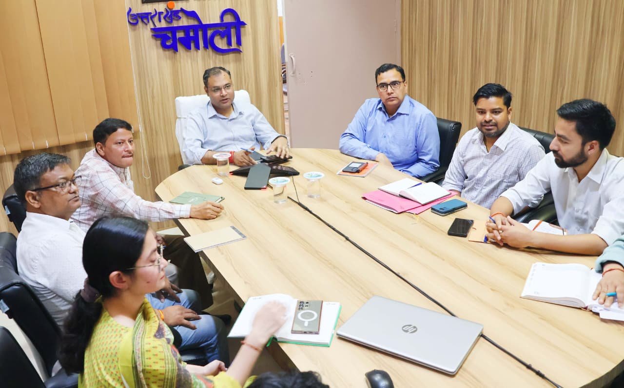 कम लागत में फसलों की होगी सुरक्षा, चमोली में 300 किमी सामुदायिक घेरबाड़ का लक्ष्य, डीएम गौरव कुमार ने अधिकारियों को दिए निर्देश