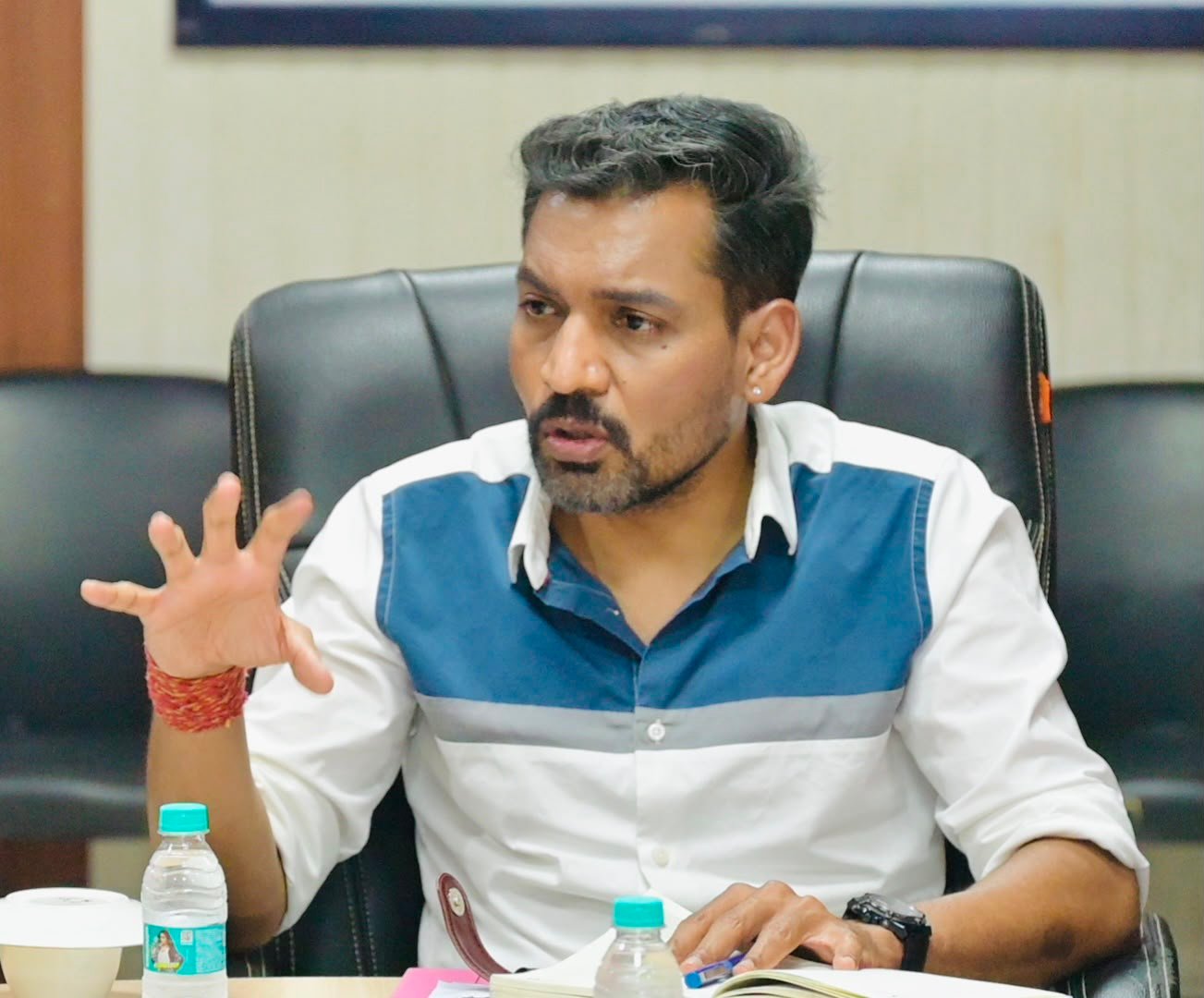 ड्रग्स के खिलाफ जीरो टॉलरेंस : हर युवा का भविष्य बचाना हमारी प्राथमिकता – डीएम डॉ. आशीष चौहान
