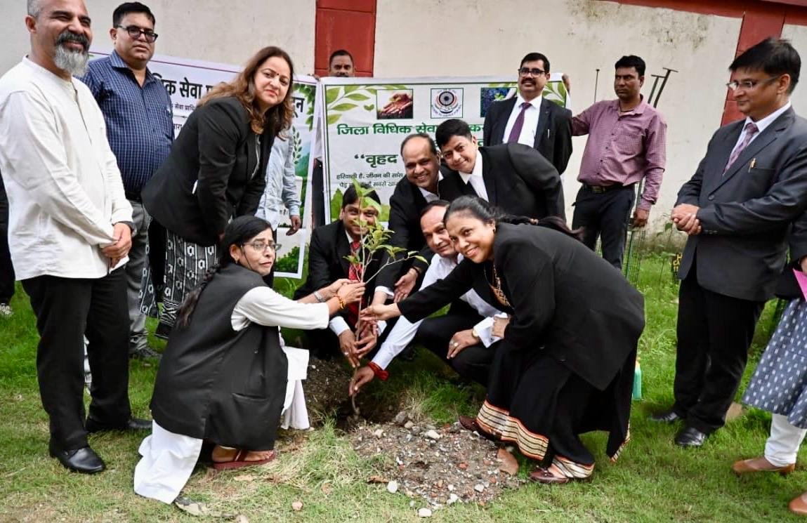 पर्यावरण संरक्षण ही सुरक्षित भविष्य की धरोहर- जिला जज हरीश कुमार गोयल
