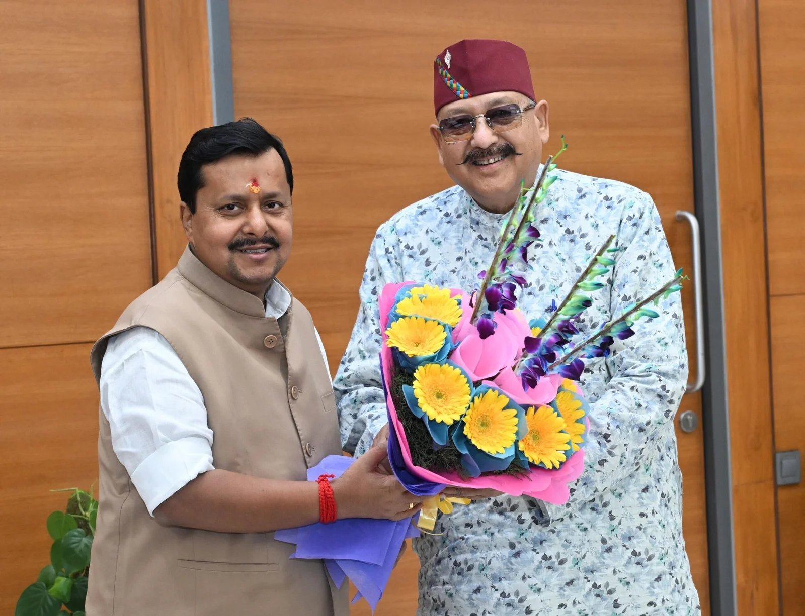 कैबिनेट मंत्री सतपाल महाराज ने भाजपा के राष्ट्रीय अध्यक्ष नितिन नबीन से की शिष्टाचार भेंट