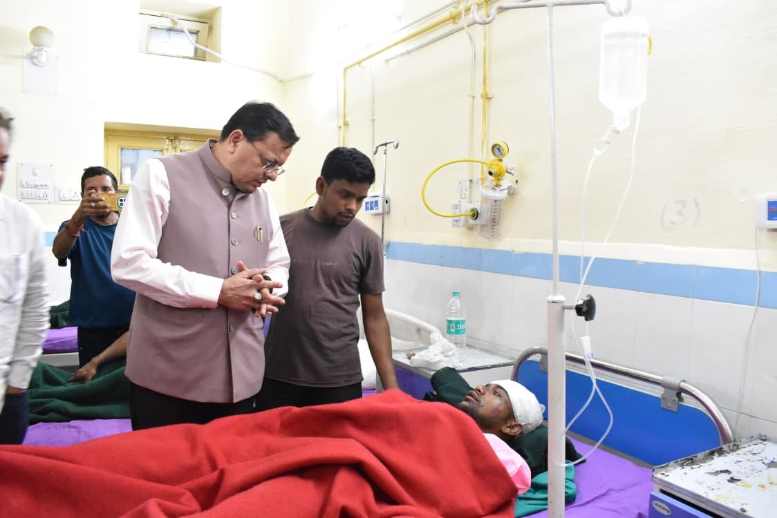 प्रत्येक श्रमिक की जान बेहद कीमती, सुरक्षित रेस्क्यू सरकार की सर्वोच्च प्राथमिकता – मुख्यमंत्री पुष्कर सिंह धामी